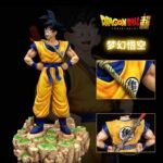 Dragon Ball: Son Goku Figure - 70 cm
