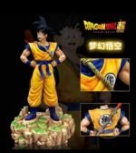 Dragon Ball: Son Goku Figure - 70 cm