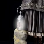 Bloodborne: Witch Figure 40cm with Light - Image 3
