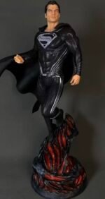 DC: Justice League 75cm Black Superman + Light