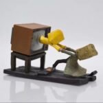 Little Nightmares Figure with Light - Image 3