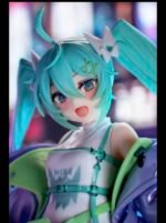 Hatsune Miku Figure - Image 4